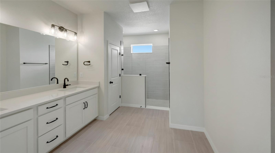Owner'S Bath