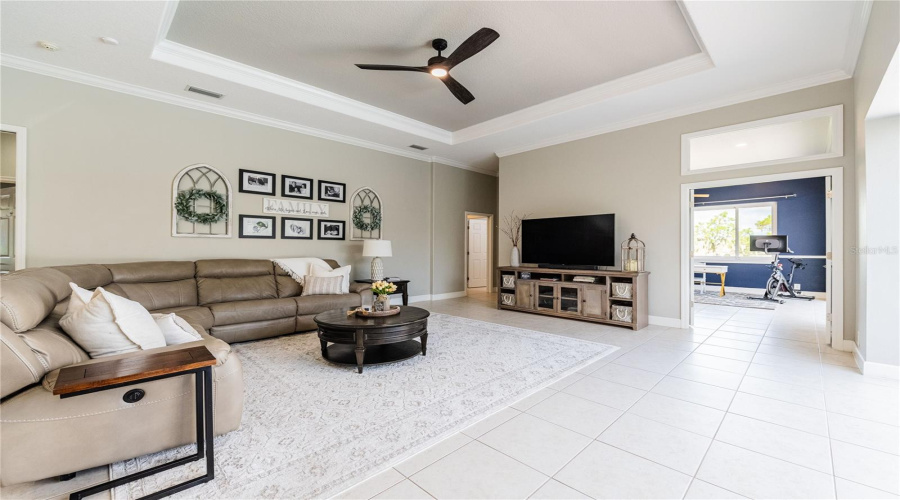 Lakeland, Florida 33813, 4 Bedroom Bedrooms, ,3 Bathroombathrooms,Residential,For Sale,Vista Hills,0,Mfrl4964307