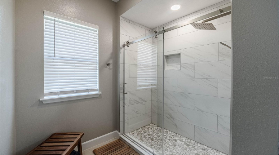 Lakeland, Florida 33813, 4 Bedroom Bedrooms, ,3 Bathroombathrooms,Residential,For Sale,Vista Hills,0,Mfrl4964307
