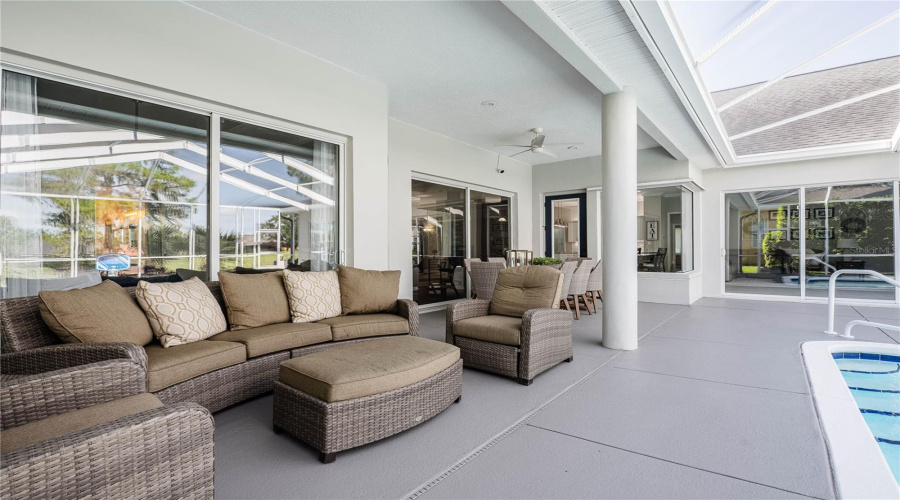 Lakeland, Florida 33813, 4 Bedroom Bedrooms, ,3 Bathroombathrooms,Residential,For Sale,Vista Hills,0,Mfrl4964307