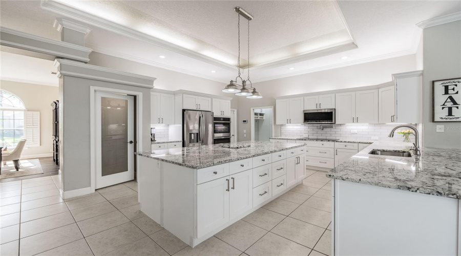 Lakeland, Florida 33813, 4 Bedroom Bedrooms, ,3 Bathroombathrooms,Residential,For Sale,Vista Hills,0,Mfrl4964307
