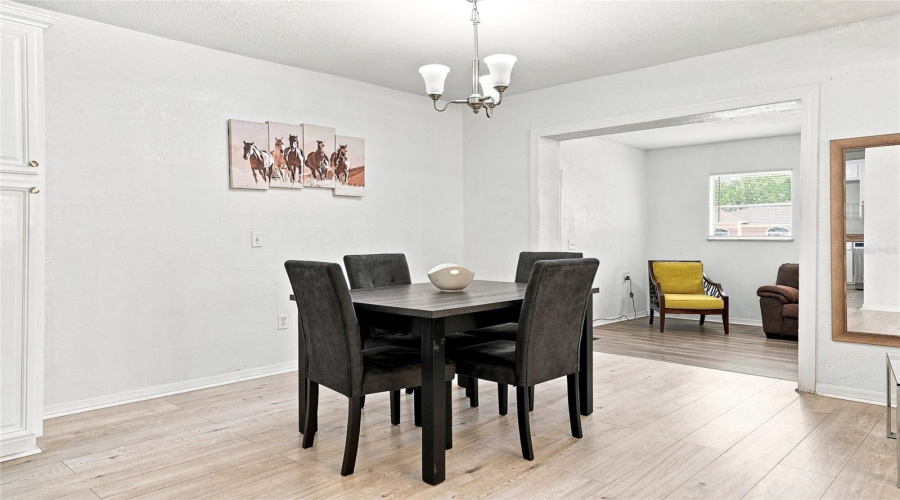 Tampa, Florida 33617, 4 Bedroom Bedrooms, ,2 Bathroombathrooms,Residential,For Sale,River Hills,0,Mfrtb8531558