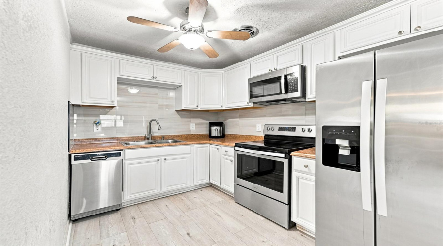 Tampa, Florida 33617, 4 Bedroom Bedrooms, ,2 Bathroombathrooms,Residential,For Sale,River Hills,0,Mfrtb8531558