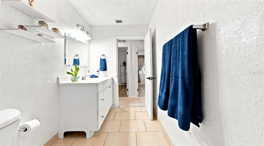 Tampa, Florida 33617, 4 Bedroom Bedrooms, ,2 Bathroombathrooms,Residential,For Sale,River Hills,0,Mfrtb8531558