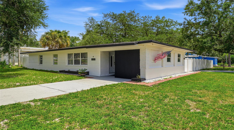 Tampa, Florida 33617, 4 Bedroom Bedrooms, ,2 Bathroombathrooms,Residential,For Sale,River Hills,0,Mfrtb8531558