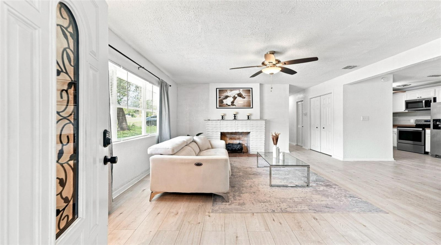 Tampa, Florida 33617, 4 Bedroom Bedrooms, ,2 Bathroombathrooms,Residential,For Sale,River Hills,0,Mfrtb8531558