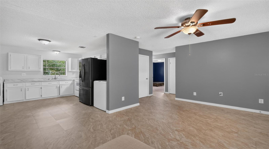 Groveland, Florida 34736, 2 Bedroom Bedrooms, ,1 Bathroombathrooms,Residential,For Sale,Howard,0,Mfrg5116092