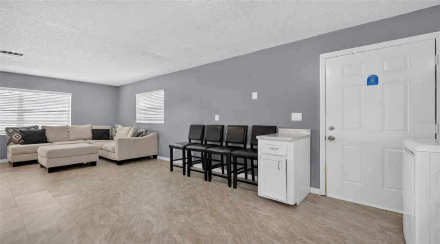 Groveland, Florida 34736, 2 Bedroom Bedrooms, ,1 Bathroombathrooms,Residential,For Sale,Howard,0,Mfrg5116092