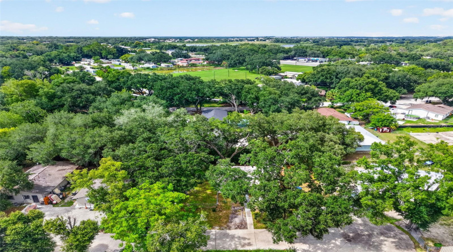 Groveland, Florida 34736, 2 Bedroom Bedrooms, ,1 Bathroombathrooms,Residential,For Sale,Howard,0,Mfrg5116092