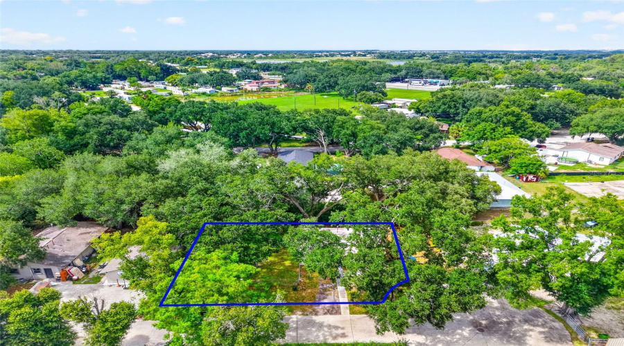 Groveland, Florida 34736, 2 Bedroom Bedrooms, ,1 Bathroombathrooms,Residential,For Sale,Howard,0,Mfrg5116092