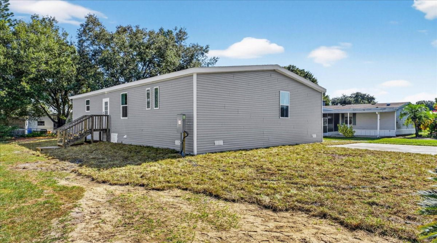 Astor, Florida 32102, 3 Bedroom Bedrooms, ,2 Bathroombathrooms,Residential,For Sale,Armadillo,0,Mfrp4936465