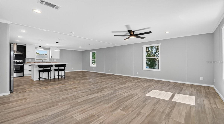 Astor, Florida 32102, 3 Bedroom Bedrooms, ,2 Bathroombathrooms,Residential,For Sale,Armadillo,0,Mfrp4936465