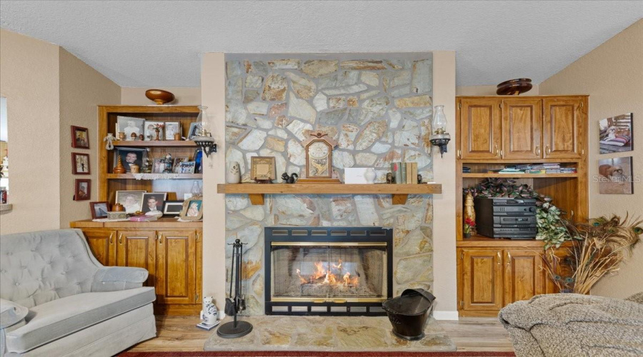 Old Town, Florida 32680, 3 Bedroom Bedrooms, ,2 Bathroombathrooms,Residential,For Sale,743Rd,0,Mfrgc537628