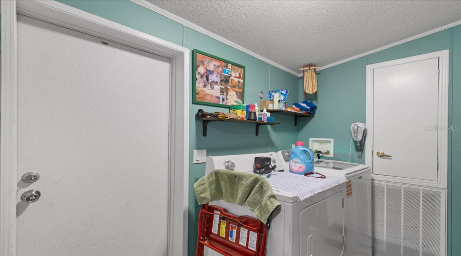 Old Town, Florida 32680, 3 Bedroom Bedrooms, ,2 Bathroombathrooms,Residential,For Sale,743Rd,0,Mfrgc537628