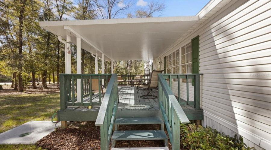 Old Town, Florida 32680, 3 Bedroom Bedrooms, ,2 Bathroombathrooms,Residential,For Sale,743Rd,0,Mfrgc537628