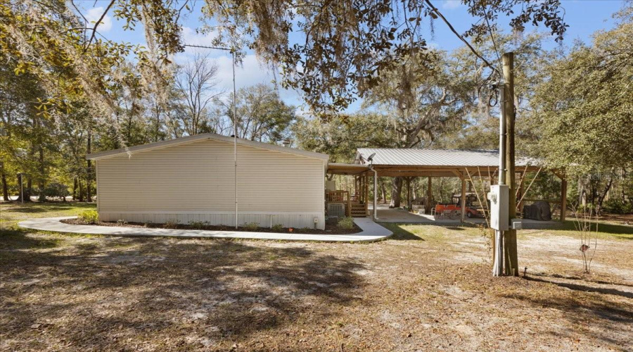Old Town, Florida 32680, 3 Bedroom Bedrooms, ,2 Bathroombathrooms,Residential,For Sale,743Rd,0,Mfrgc537628