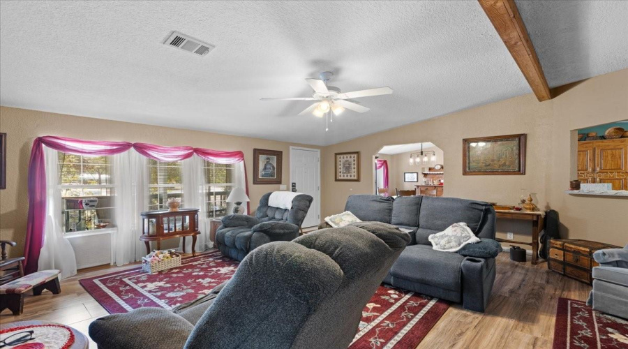 Old Town, Florida 32680, 3 Bedroom Bedrooms, ,2 Bathroombathrooms,Residential,For Sale,743Rd,0,Mfrgc537628