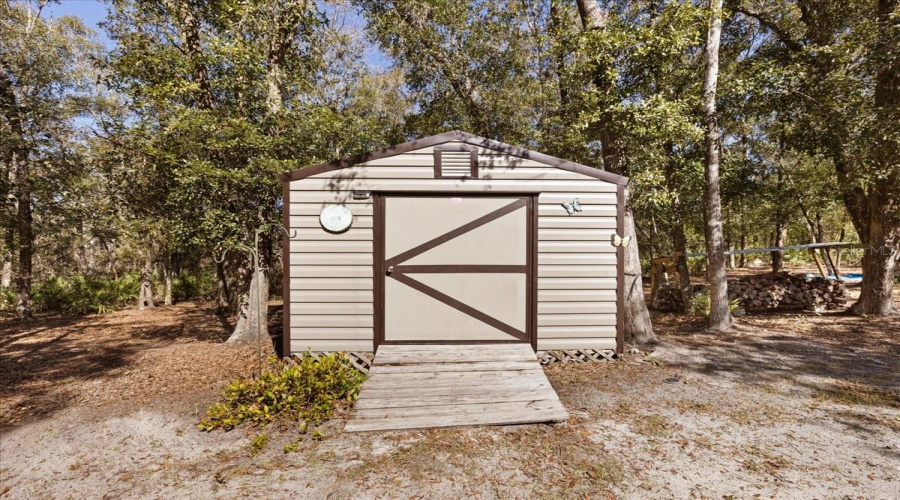 Old Town, Florida 32680, 3 Bedroom Bedrooms, ,2 Bathroombathrooms,Residential,For Sale,743Rd,0,Mfrgc537628