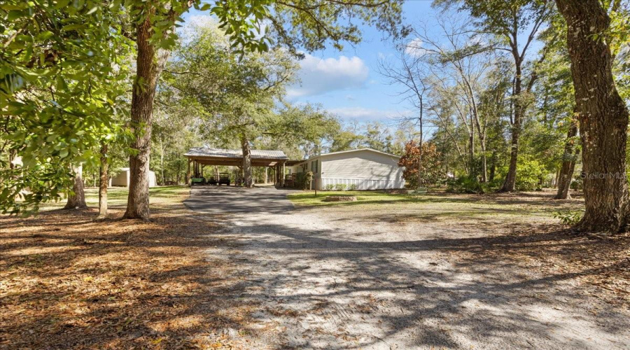 Old Town, Florida 32680, 3 Bedroom Bedrooms, ,2 Bathroombathrooms,Residential,For Sale,743Rd,0,Mfrgc537628