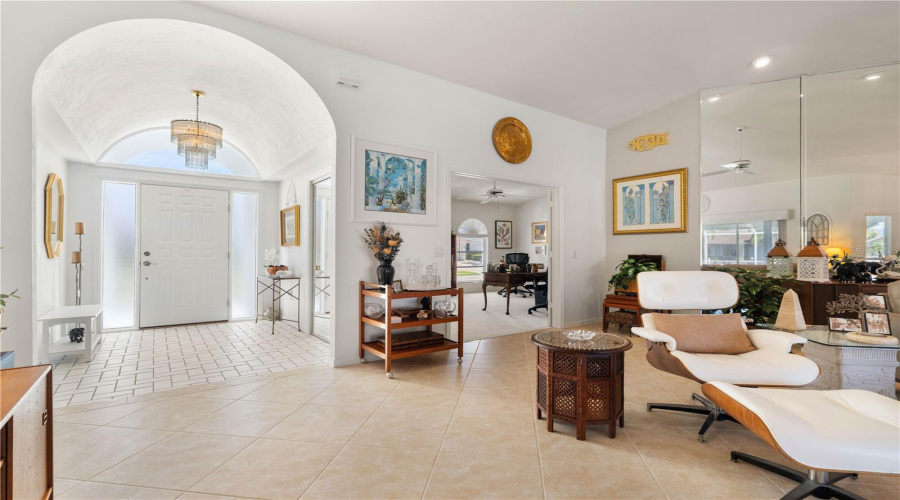 Punta Gorda, Florida 33950, 3 Bedroom Bedrooms, ,2 Bathroombathrooms,Residential,For Sale,Suzi,0,Mfrc7529571