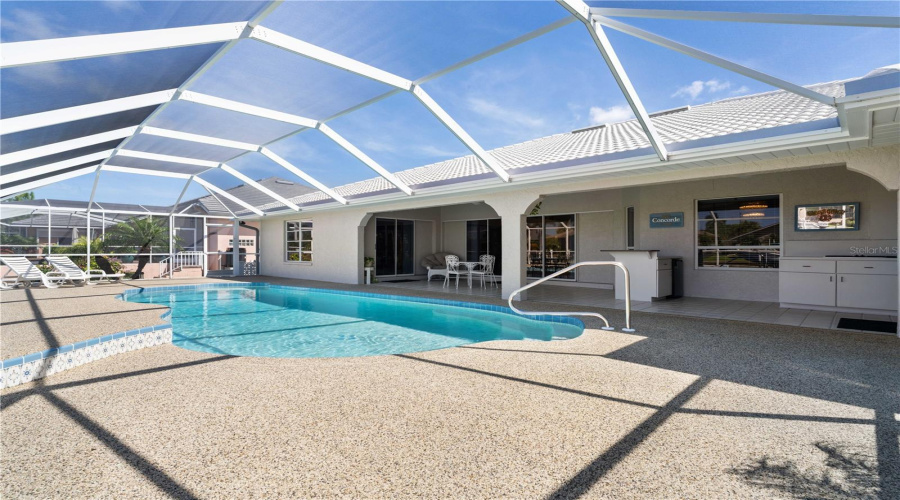 Punta Gorda, Florida 33950, 3 Bedroom Bedrooms, ,2 Bathroombathrooms,Residential,For Sale,Suzi,0,Mfrc7529571