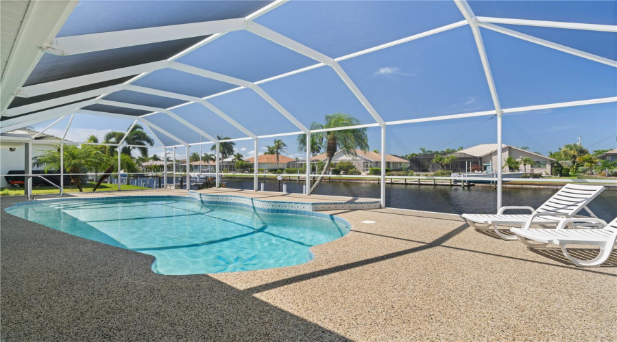 Punta Gorda, Florida 33950, 3 Bedroom Bedrooms, ,2 Bathroombathrooms,Residential,For Sale,Suzi,0,Mfrc7529571