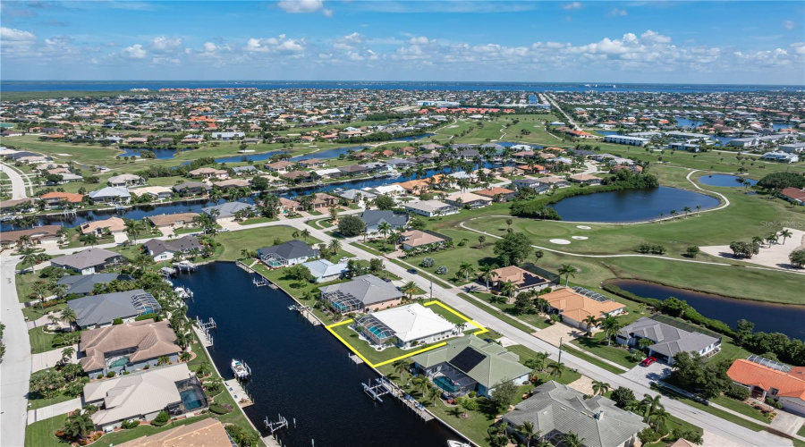 Punta Gorda, Florida 33950, 3 Bedroom Bedrooms, ,2 Bathroombathrooms,Residential,For Sale,Suzi,0,Mfrc7529571