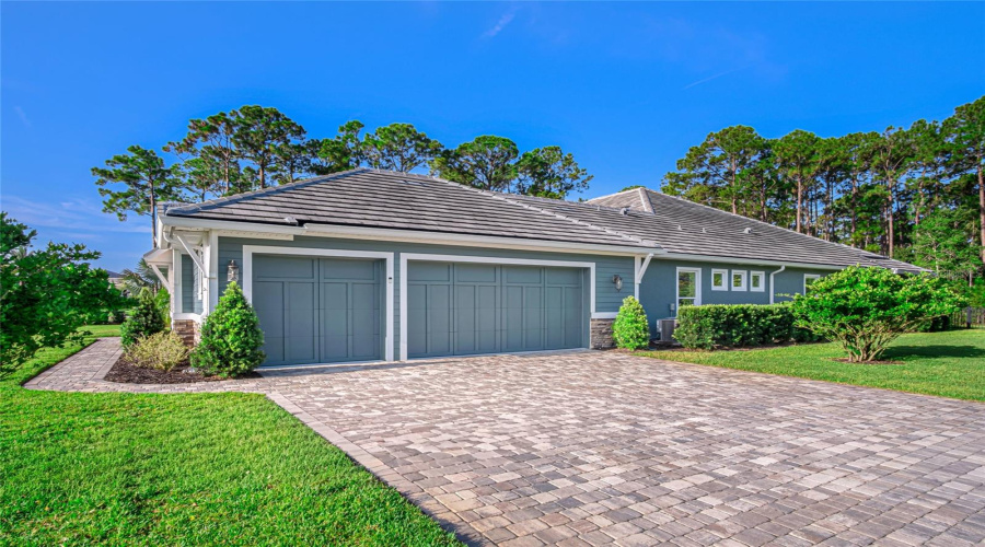 Ormond Beach, Florida 32174, 4 Bedroom Bedrooms, ,3 Bathroombathrooms,Residential,For Sale,Sudbury,0,Mfrv4947604