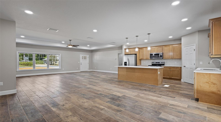 Trenton, Florida 32693, 3 Bedroom Bedrooms, ,2 Bathroombathrooms,Residential,For Sale,Dorie,0,Mfrgc540180
