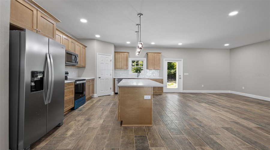 Trenton, Florida 32693, 3 Bedroom Bedrooms, ,2 Bathroombathrooms,Residential,For Sale,Dorie,0,Mfrgc540180