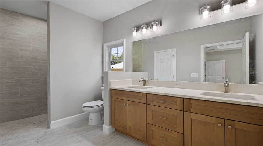 Trenton, Florida 32693, 3 Bedroom Bedrooms, ,2 Bathroombathrooms,Residential,For Sale,Dorie,0,Mfrgc540180