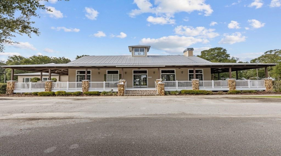 Trenton, Florida 32693, 3 Bedroom Bedrooms, ,2 Bathroombathrooms,Residential,For Sale,Dorie,0,Mfrgc540180