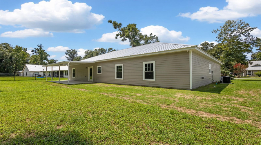 Trenton, Florida 32693, 3 Bedroom Bedrooms, ,2 Bathroombathrooms,Residential,For Sale,Dorie,0,Mfrgc540180
