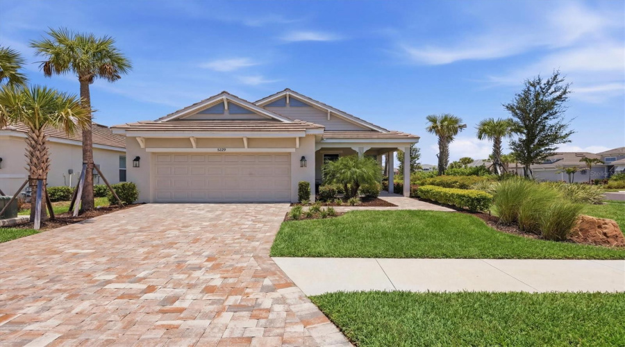 Palmetto, Florida 34221, 3 Bedroom Bedrooms, ,2 Bathroombathrooms,Residential,For Sale,Savino,0,Mfra4699077