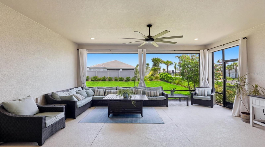 Palmetto, Florida 34221, 3 Bedroom Bedrooms, ,2 Bathroombathrooms,Residential,For Sale,Savino,0,Mfra4699077