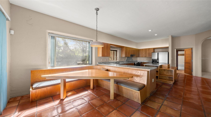 Weirsdale, Florida 32195, 4 Bedroom Bedrooms, ,4 Bathroombathrooms,Residential,For Sale,Sunset Harbor,0,Mfrom721755