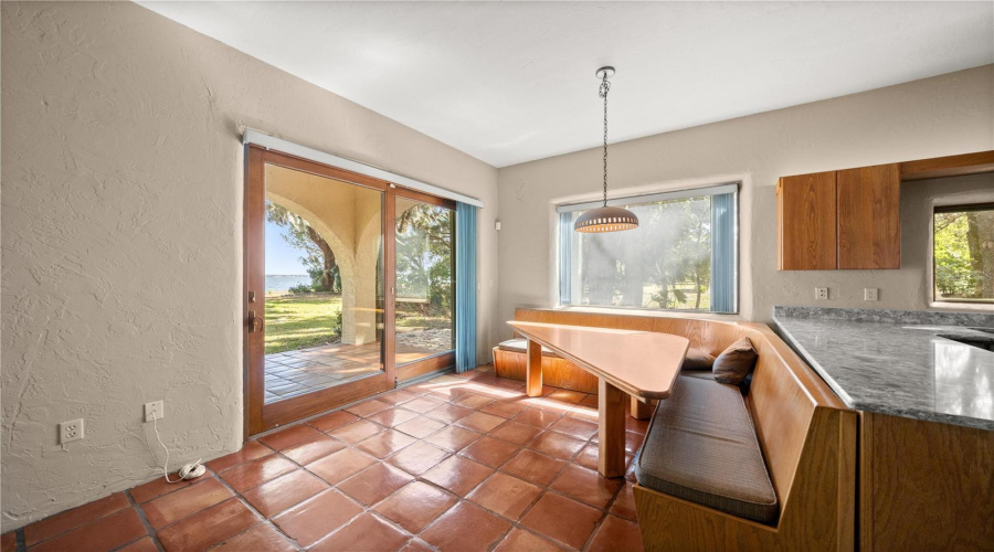 Weirsdale, Florida 32195, 4 Bedroom Bedrooms, ,4 Bathroombathrooms,Residential,For Sale,Sunset Harbor,0,Mfrom721755