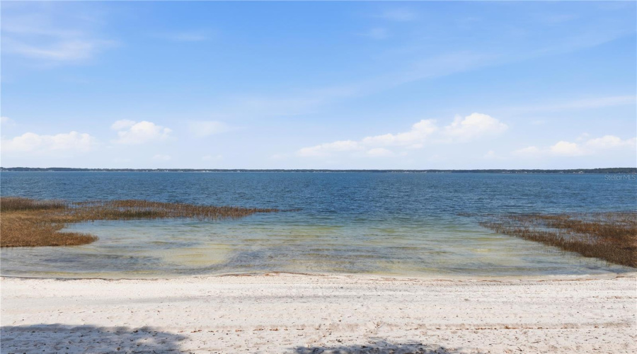Weirsdale, Florida 32195, 4 Bedroom Bedrooms, ,4 Bathroombathrooms,Residential,For Sale,Sunset Harbor,0,Mfrom721755