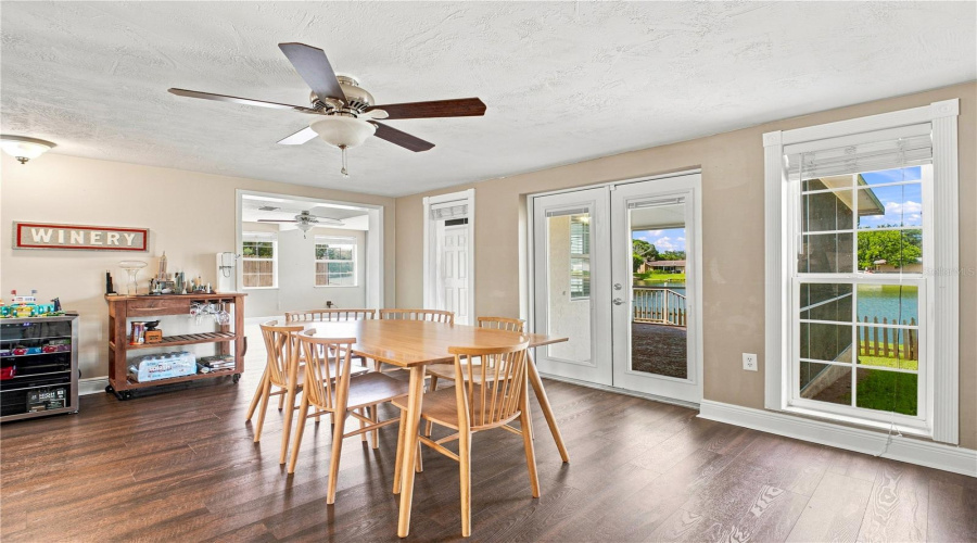 New Port Richey, Florida 34653, 3 Bedroom Bedrooms, ,2 Bathroombathrooms,Residential,For Sale,Otter,0,Mfrtb8517109