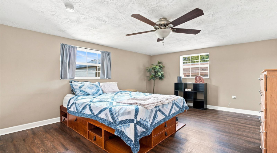New Port Richey, Florida 34653, 3 Bedroom Bedrooms, ,2 Bathroombathrooms,Residential,For Sale,Otter,0,Mfrtb8517109