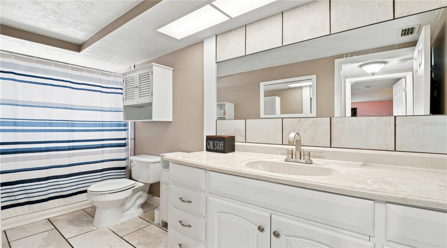 New Port Richey, Florida 34653, 3 Bedroom Bedrooms, ,2 Bathroombathrooms,Residential,For Sale,Otter,0,Mfrtb8517109