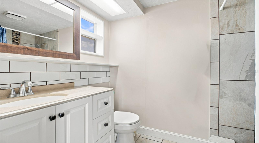 New Port Richey, Florida 34653, 3 Bedroom Bedrooms, ,2 Bathroombathrooms,Residential,For Sale,Otter,0,Mfrtb8517109