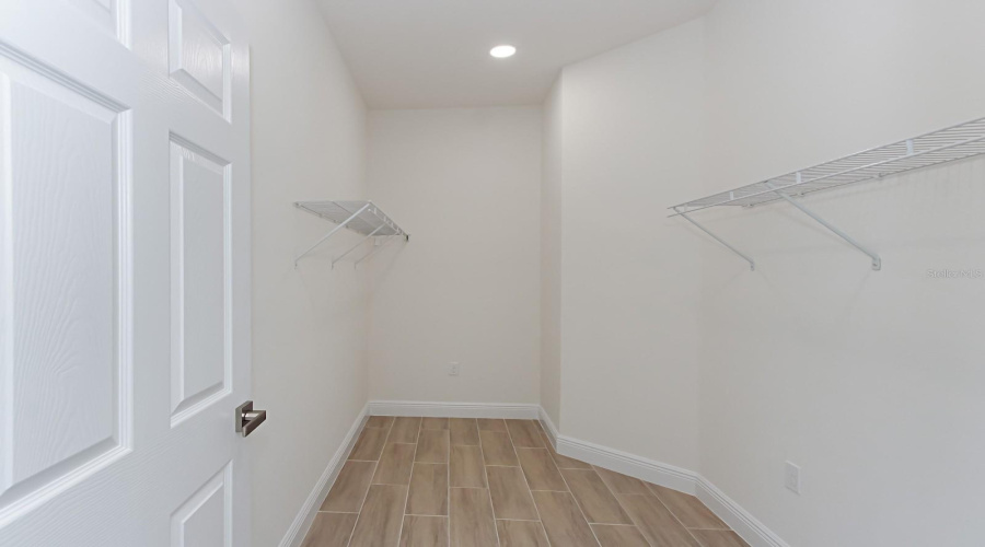 Sanford, Florida 32771, 3 Bedroom Bedrooms, ,2 Bathroombathrooms,Residential,For Sale,Pomegranite,0,Mfro6385796