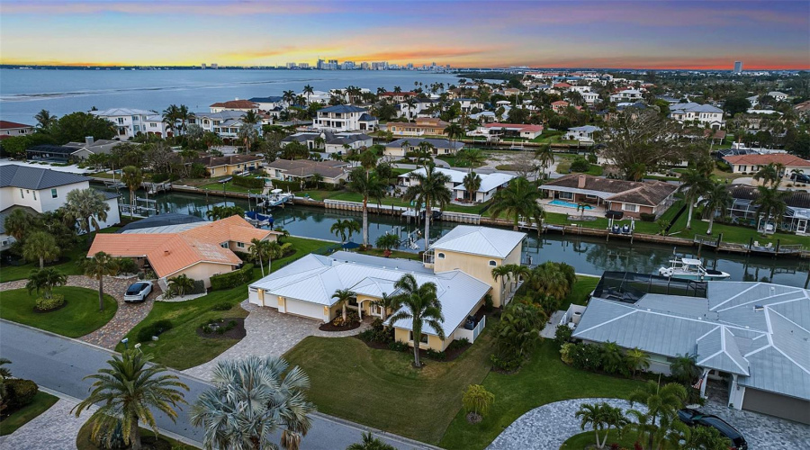 Longboat Key, Florida 34228, 3 Bedroom Bedrooms, ,3 Bathroombathrooms,Residential,For Sale,Hornblower,0,Mfra4692210