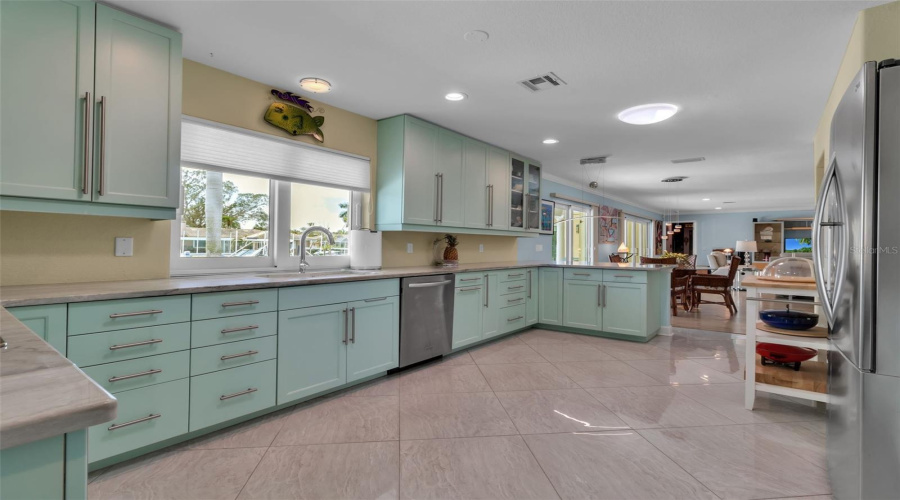 Longboat Key, Florida 34228, 3 Bedroom Bedrooms, ,3 Bathroombathrooms,Residential,For Sale,Hornblower,0,Mfra4692210