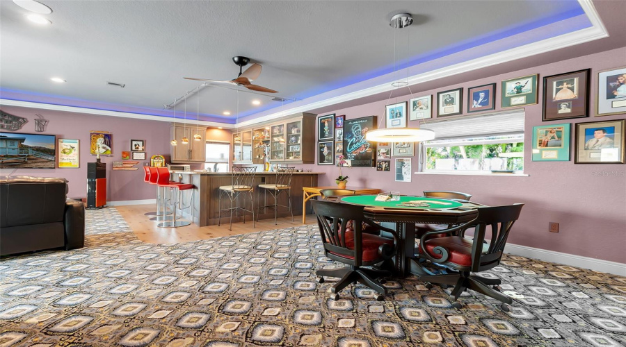 Longboat Key, Florida 34228, 3 Bedroom Bedrooms, ,3 Bathroombathrooms,Residential,For Sale,Hornblower,0,Mfra4692210