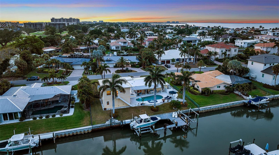 Longboat Key, Florida 34228, 3 Bedroom Bedrooms, ,3 Bathroombathrooms,Residential,For Sale,Hornblower,0,Mfra4692210