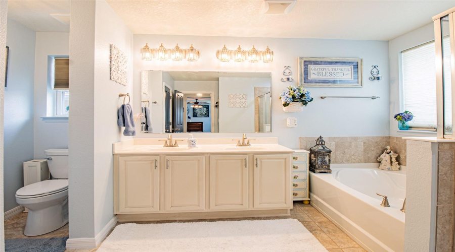 St Cloud, Florida 34771, 3 Bedroom Bedrooms, ,2 Bathroombathrooms,Residential,For Sale,Avellino,0,Mfrs5146928