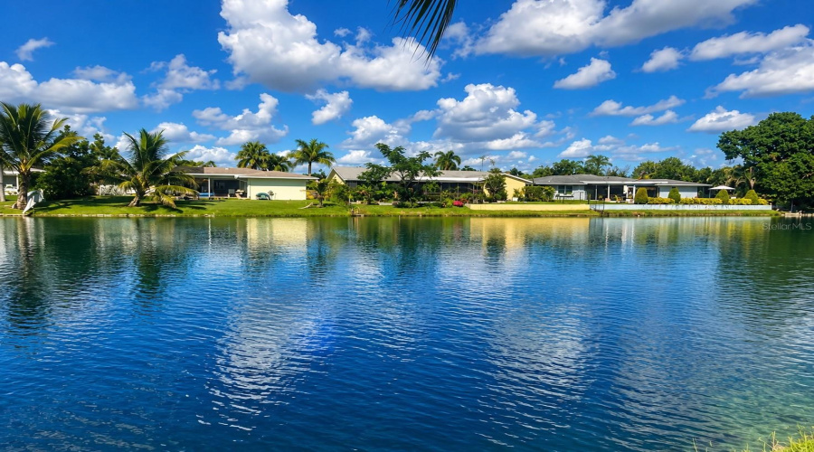 Davie, Florida 33314, 3 Bedroom Bedrooms, ,2 Bathroombathrooms,Residential,For Sale,42Nd,0,Mfro6409135
