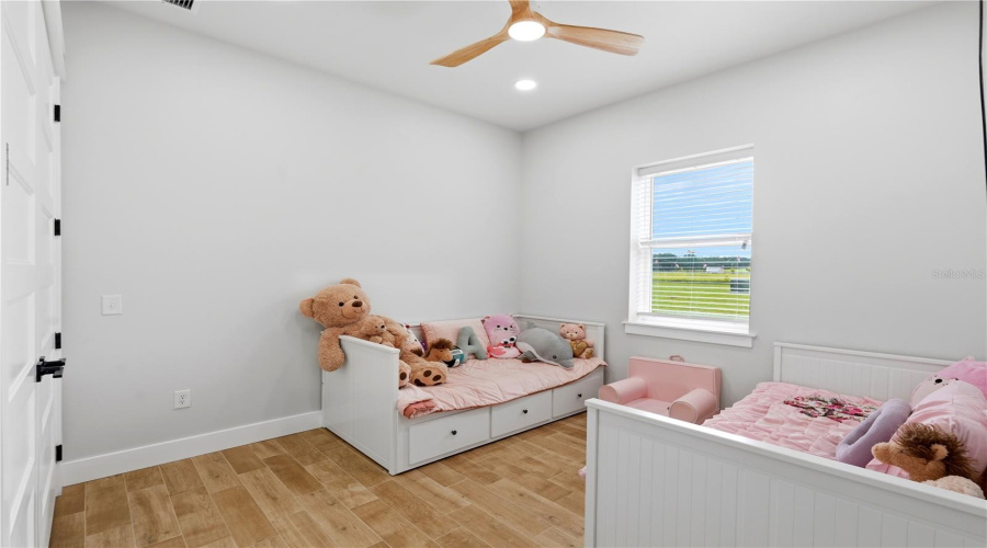 Alachua, Florida 32615, 4 Bedroom Bedrooms, ,4 Bathroombathrooms,Residential,For Sale,138Th,0,Mfrgc541994